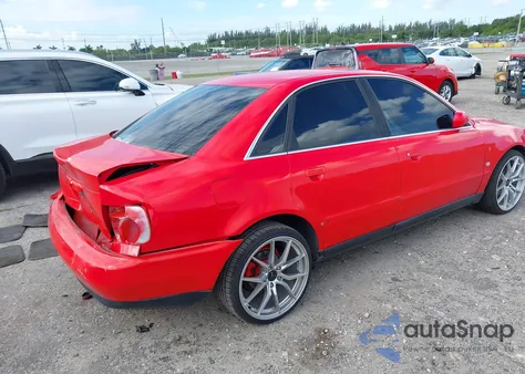 1997 Audi A4 2.8 z USA, uszkodzony, nr VIN WAUEA88D0VA021941